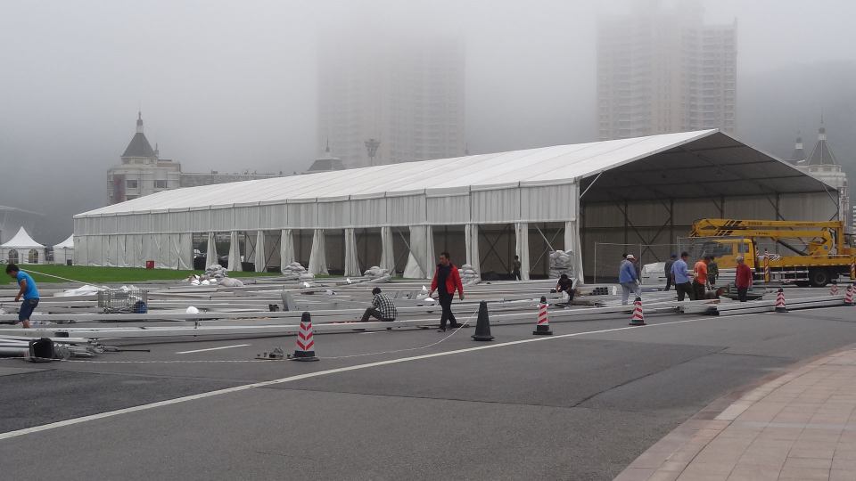 张拉膜景观设施：创造城市新亮点的艺术之旅-1