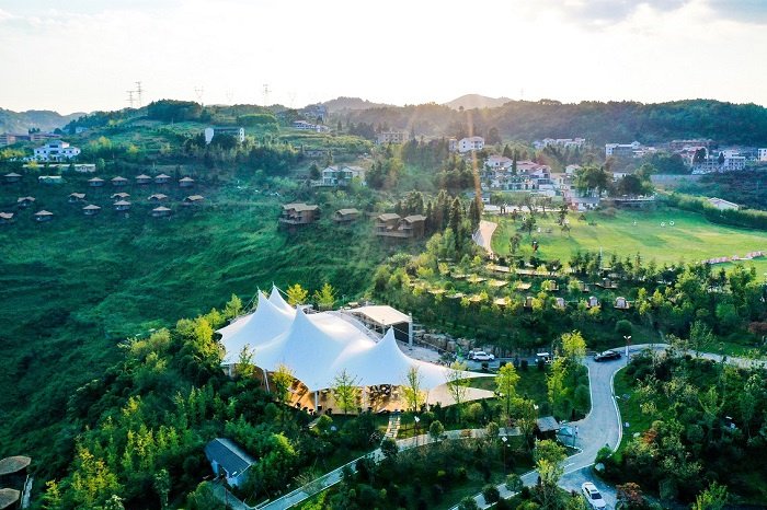 张拉膜景观棚的魅力:打造绿色生态空间的理想选择-3