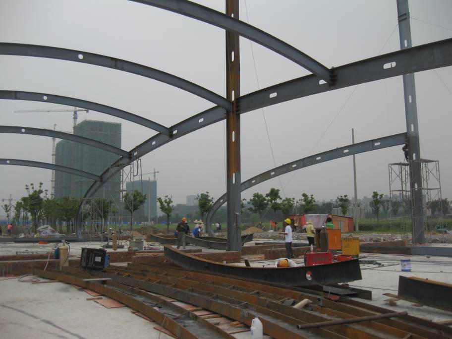 成都电动伸缩雨棚厂家：科技创新与绿色建筑的完美结合-2