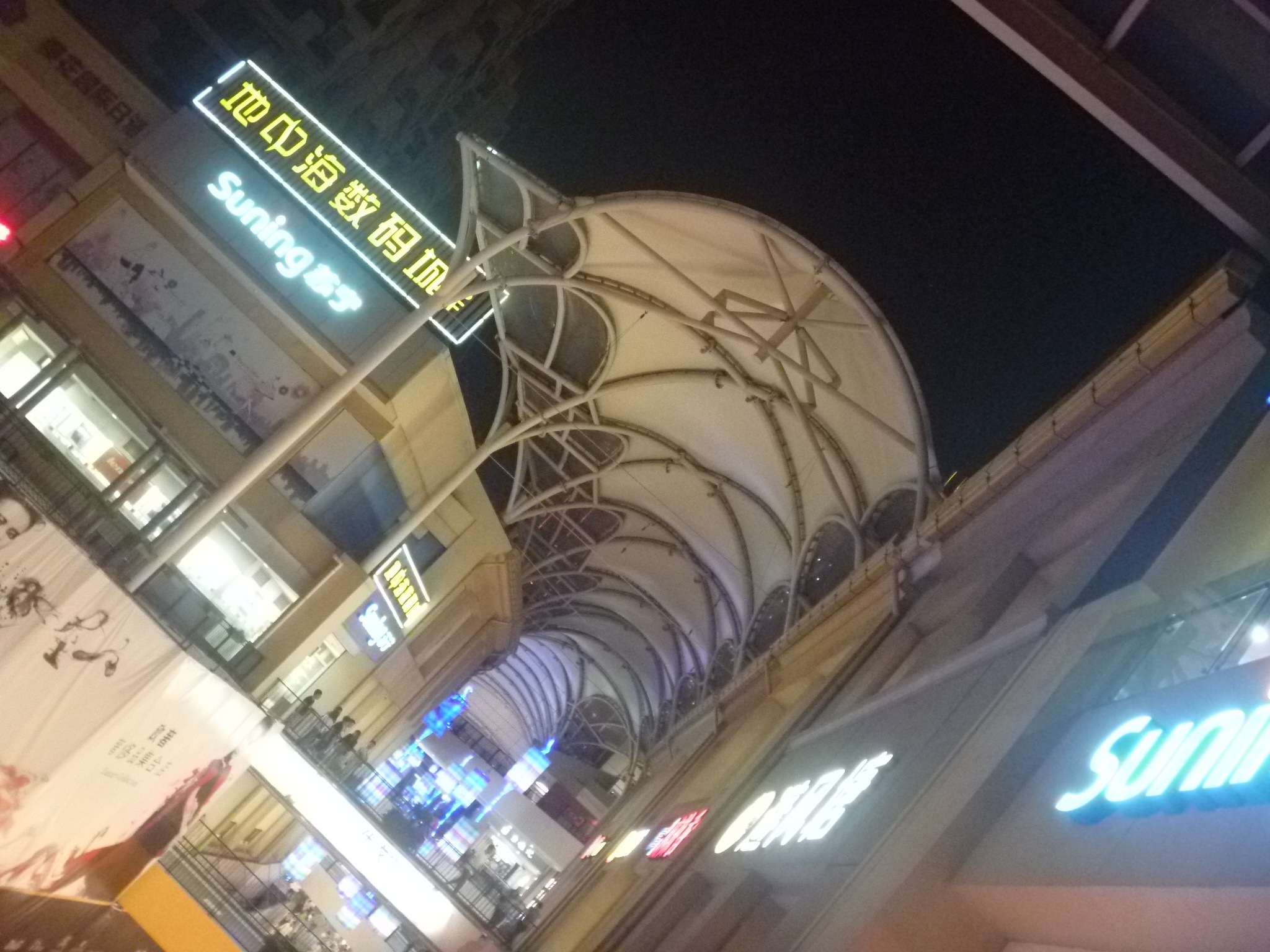 篮球场电动推拉雨棚的实用性和优势-1