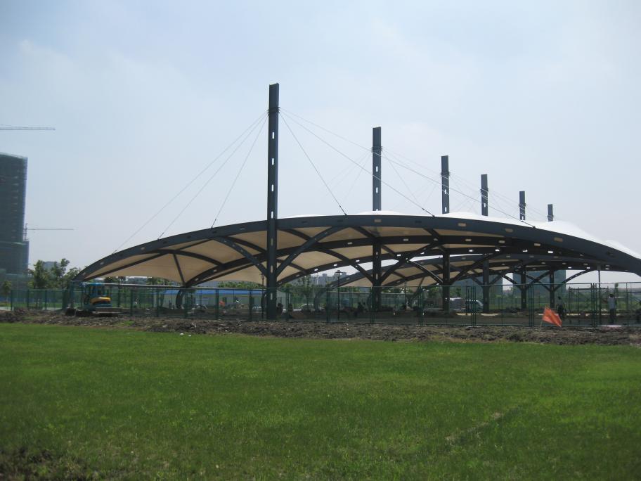 膜结构雨棚单价详解-1