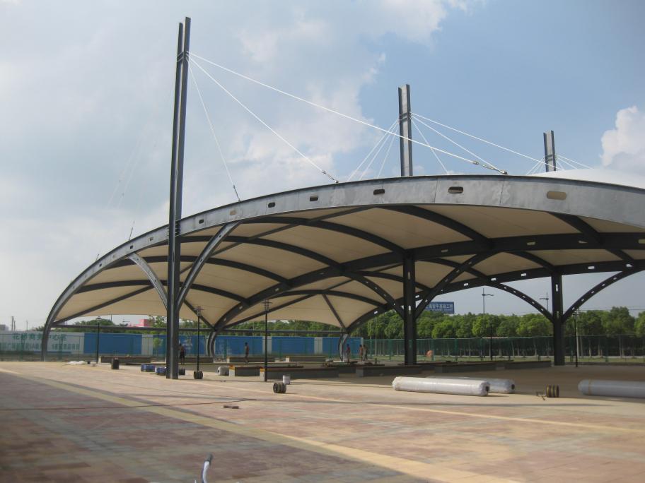 青海:创新体育场馆设计,膜结构看台引领未来-1
